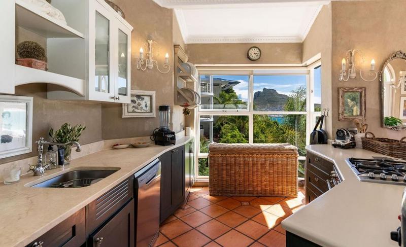 6 Bedroom Property for Sale in Hout Bay Western Cape